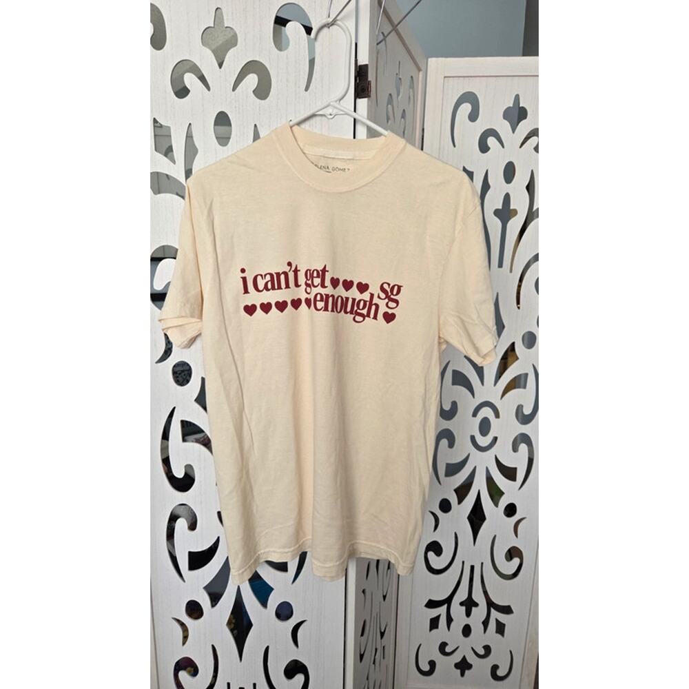 Selena Gomez Graphic Tee I Cant Get Enough Hearts Cream Shirt Medium